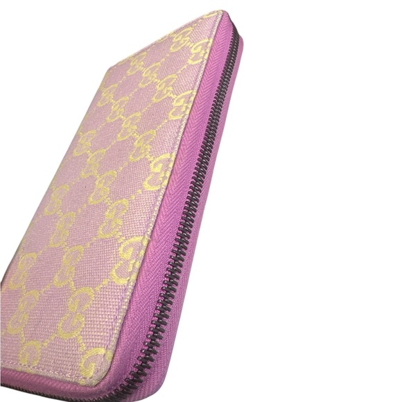 GUCCI Calfskin GG Supreme Monogram GG Marmont Zip Around Wallet Lilac - Picture 4 of 11